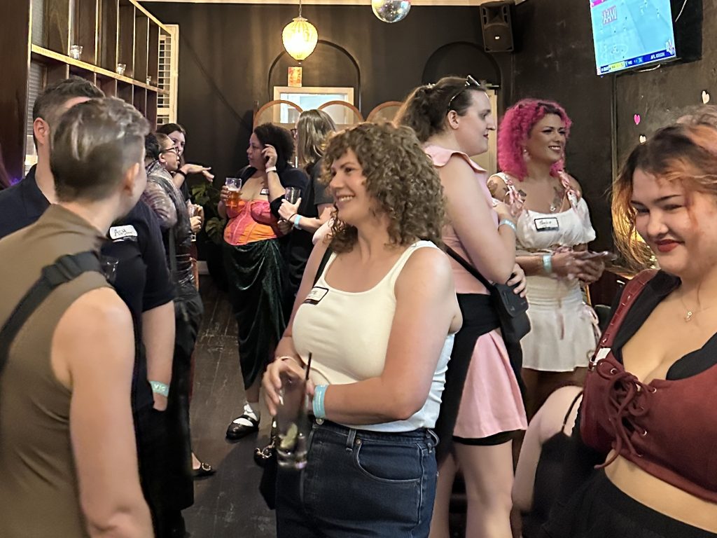 SAPPHIC SIPS | WLW WINE NIGHT, MEL